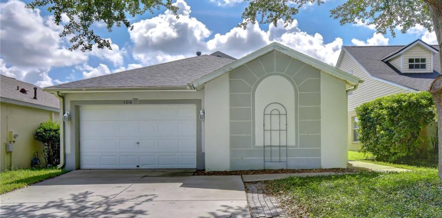Villa ou maison à Fish Hawk, Floride 4 chambres, 124.67 m2 № 2149676