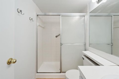 Condo in Orlando, Florida, 2 bedrooms  № 2207565 - photo 23