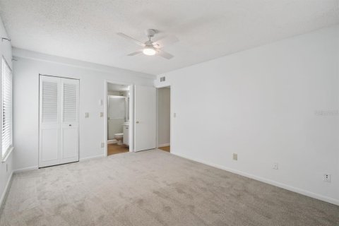 Condo in Orlando, Florida, 2 bedrooms  № 2207565 - photo 27