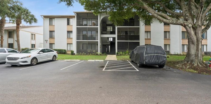 Condo in Orlando, Florida, 2 bedrooms  № 2207565