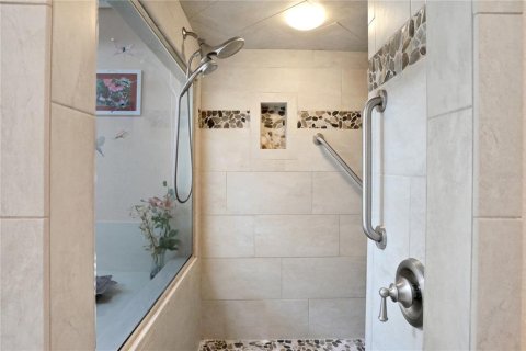 Casa en venta en Winter Haven, Florida, 3 dormitorios, 192.31 m2 № 1392773 - foto 21