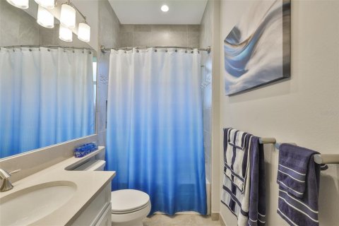 House in Wimauma, Florida 2 bedrooms, 175.59 sq.m. № 1844810 - photo 29