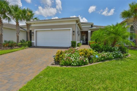 House in Wimauma, Florida 2 bedrooms, 175.59 sq.m. № 1844810 - photo 1