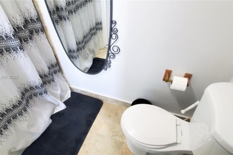 Appartement à louer à Miami, Floride: 2 chambres, 101.45 m2 № 1927785 - photo 27