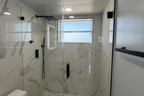 Appartement à louer à Miami, Floride: 2 chambres, 101.45 m2 № 1927785 - photo 18