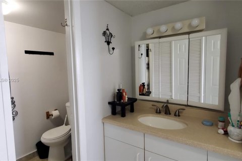 Appartement à louer à Miami, Floride: 2 chambres, 101.45 m2 № 1927785 - photo 28