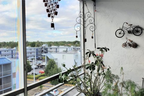 Appartement à louer à Miami, Floride: 2 chambres, 101.45 m2 № 1927785 - photo 7
