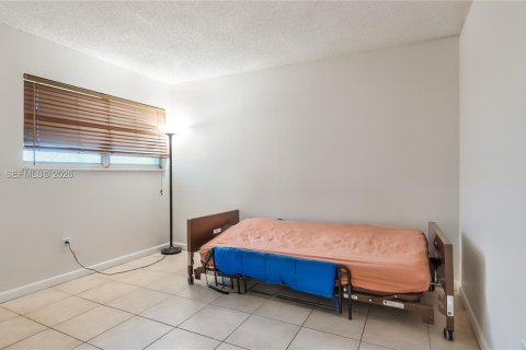 Condominio en venta en Miami, Florida, 3 dormitorios, 133.97 m2 № 2031911 - foto 13