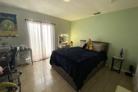 Купить коммерческую недвижимость в Майами, Флорида 304.91м2, № 2057331 - фото 30