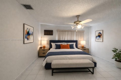 Купить коммерческую недвижимость в Майами, Флорида 304.91м2, № 2057331 - фото 7