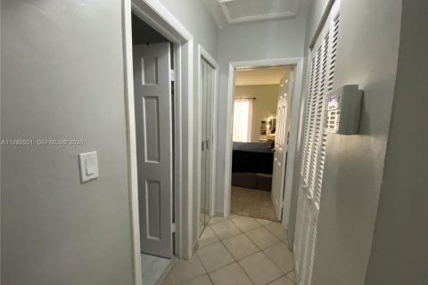 Купить коммерческую недвижимость в Майами, Флорида 304.91м2, № 2057331 - фото 29