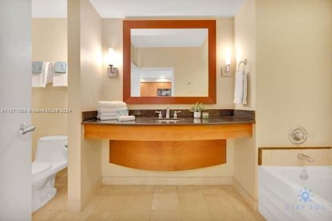 Copropriété à vendre à Sunny Isles Beach, Floride: 61.69 m2 № 1864537 - photo 5