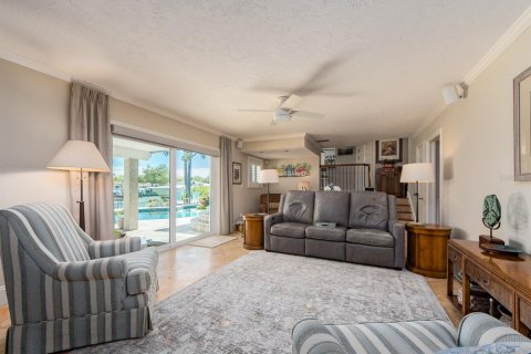 Casa en venta en Clearwater, Florida, 3 dormitorios, 278.43 m2 № 2151362 - foto 23