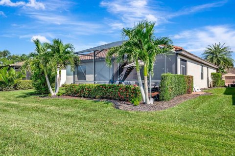 House in Bradenton, Florida 4 bedrooms, 186.36 sq.m. № 1898992 - photo 9