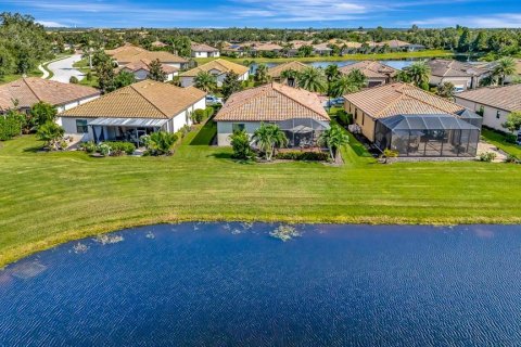 Villa ou maison à vendre à Bradenton, Floride: 4 chambres, 186.36 m2 № 1898992 - photo 10