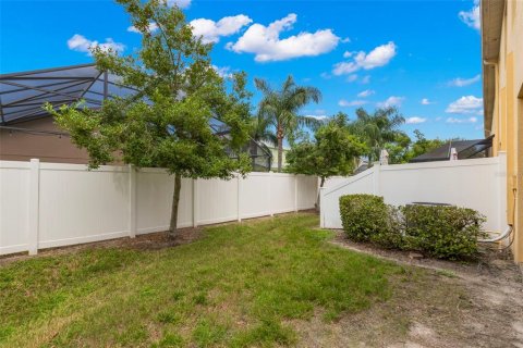 Townhouse in Trinity, Florida 3 bedrooms, 186.18 sq.m. № 1894800 - photo 18