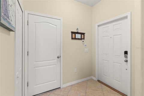 Townhouse in Trinity, Florida 3 bedrooms, 186.18 sq.m. № 1894800 - photo 5