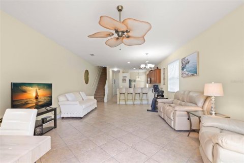 Townhouse in Trinity, Florida 3 bedrooms, 186.18 sq.m. № 1894800 - photo 8