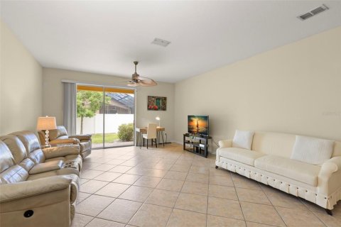 Townhouse in Trinity, Florida 3 bedrooms, 186.18 sq.m. № 1894800 - photo 6