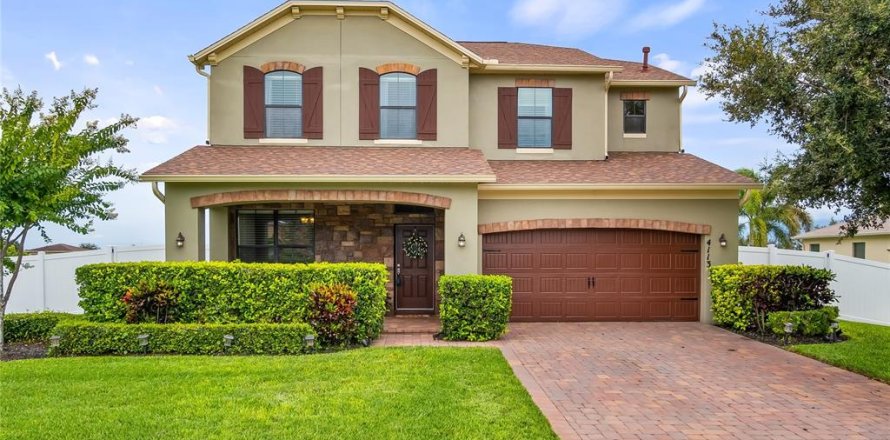 House in Clermont, Florida 4 bedrooms, 308.71 sq.m. № 1847310