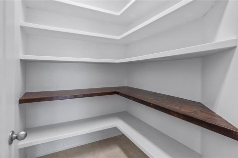 Villa ou maison à vendre à Clermont, Floride: 4 chambres, 308.71 m2 № 1847310 - photo 7