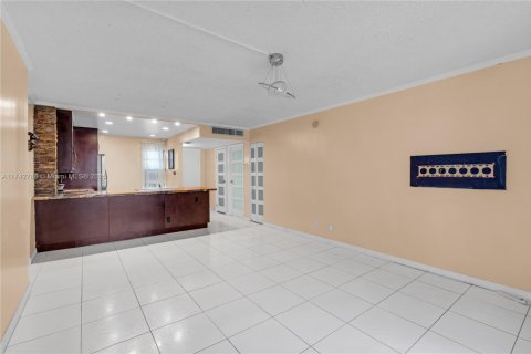 Купить кондоминиум в Авентура, Флорида 1 спальня, 68.84м2, № 1706771 - фото 9
