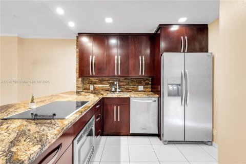 Купить кондоминиум в Авентура, Флорида 1 спальня, 68.84м2, № 1706771 - фото 7