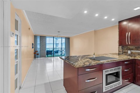 Купить кондоминиум в Авентура, Флорида 1 спальня, 68.84м2, № 1706771 - фото 5