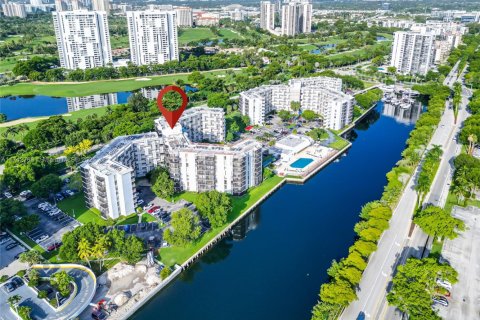Купить кондоминиум в Авентура, Флорида 1 спальня, 68.84м2, № 1706771 - фото 25