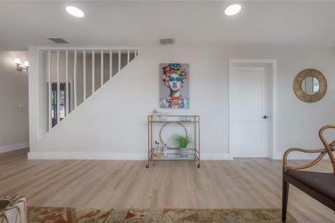 Villa ou maison à vendre à Tampa, Floride: 3 chambres, 193.05 m2 № 2149909 - photo 9