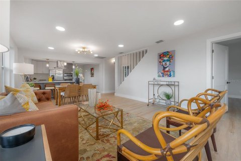 Villa ou maison à vendre à Tampa, Floride: 3 chambres, 193.05 m2 № 2149909 - photo 6