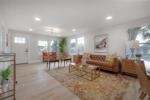 Villa ou maison à vendre à Tampa, Floride: 3 chambres, 193.05 m2 № 2149909 - photo 5