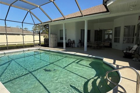 House in Palm Coast, Florida 3 bedrooms, 205.87 sq.m. № 1555931 - photo 7