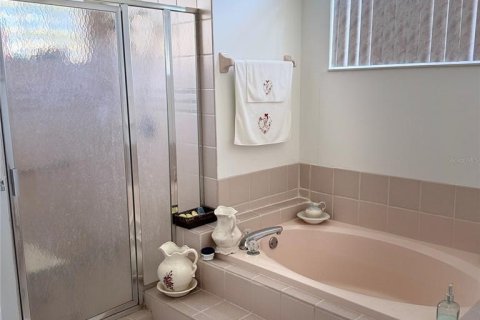 House in Palm Coast, Florida 3 bedrooms, 205.87 sq.m. № 1555931 - photo 30