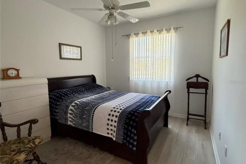 House in Palm Coast, Florida 3 bedrooms, 205.87 sq.m. № 1555931 - photo 24