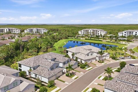 Copropriété à vendre à Punta Gorda, Floride: 3 chambres, 206.43 m2 № 2391708 - photo 3