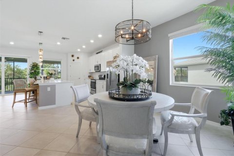 Copropriété à vendre à Punta Gorda, Floride: 3 chambres, 206.43 m2 № 2391708 - photo 18