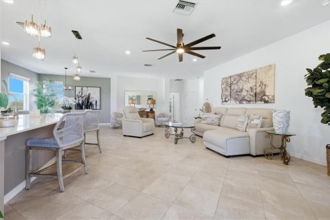 Copropriété à vendre à Punta Gorda, Floride: 3 chambres, 206.43 m2 № 2391708 - photo 11