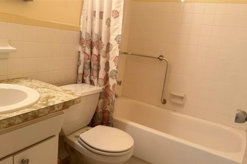Купить кондоминиум в Клируотер, Флорида 5 комнат, 102.19м2, № 2151288 - фото 26