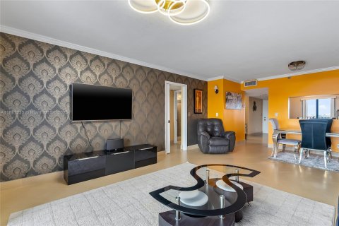 Copropriété à vendre à Pompano Beach, Floride: 1 chambre, 105.91 m2 № 1938773 - photo 10