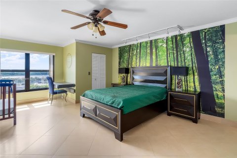 Copropriété à vendre à Pompano Beach, Floride: 1 chambre, 105.91 m2 № 1938773 - photo 16