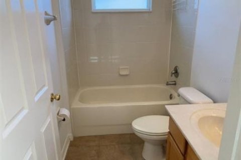 Villa ou maison à louer à Kissimmee, Floride: 4 chambres, 187.11 m2 № 2428640 - photo 3