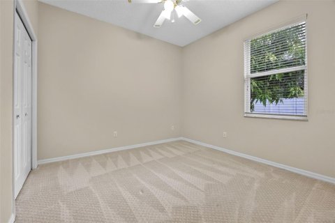 House in Eustis, Florida 4 bedrooms, 216 sq.m. № 1778194 - photo 17