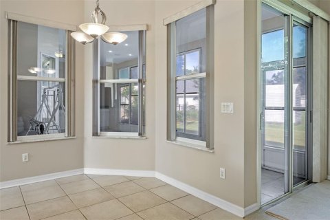 House in Eustis, Florida 4 bedrooms, 216 sq.m. № 1778194 - photo 15