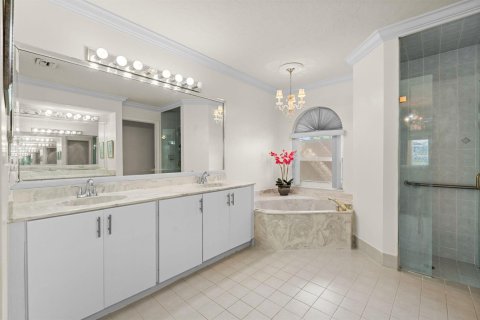 House in Wellington, Florida 4 bedrooms, 256.13 sq.m. № 2176969 - photo 26