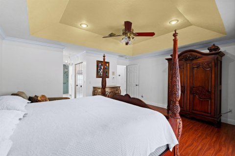 House in Wellington, Florida 4 bedrooms, 256.13 sq.m. № 2176969 - photo 22