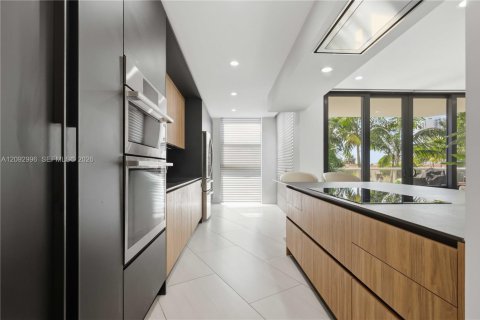 Copropriété à vendre à Aventura, Floride: 3 chambres, 193.24 m2 № 2414734 - photo 30