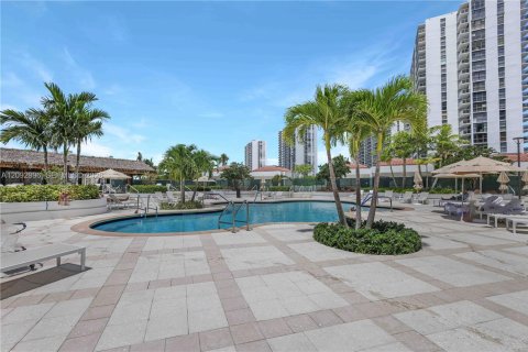 Copropriété à vendre à Aventura, Floride: 3 chambres, 193.24 m2 № 2414734 - photo 18