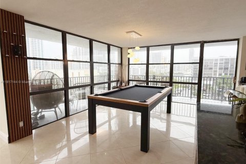 Copropriété à louer à Hallandale Beach, Floride: 2 chambres, 132.85 m2 № 1958491 - photo 10