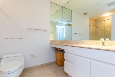 Купить кондоминиум в Майами, Флорида 3 спальни, 218.6м2, № 2046374 - фото 15